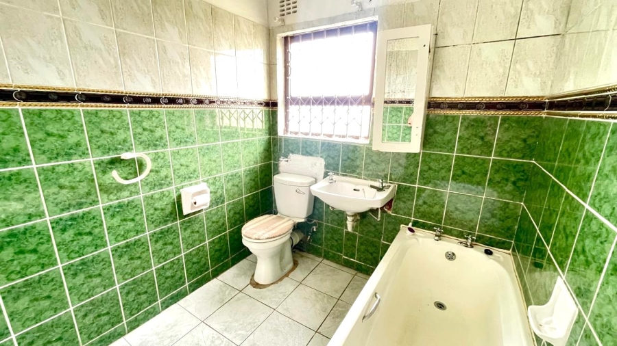 2 Bedroom Property for Sale in Haven Hills Eastern Cape